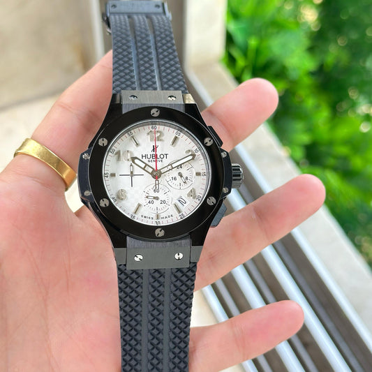 HUBLOT BIG BANG NEW EDITION WITH ICONIC BELT