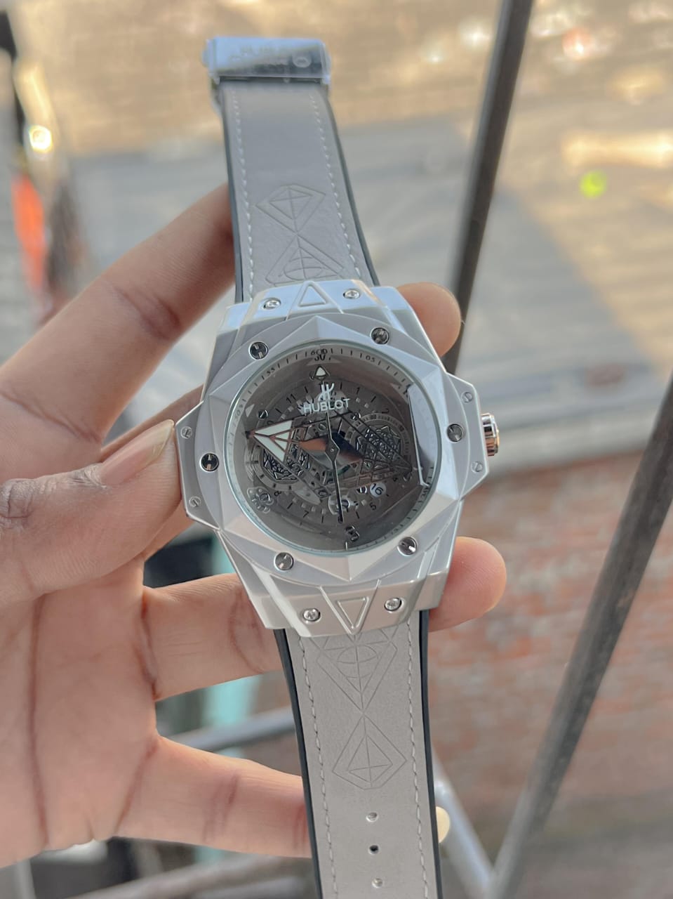 HUBLOT DIAMOND GLASS LUXURIOUS MEN'S WATCHES